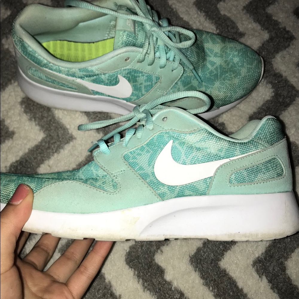 sold🧡Nike Tanjun Running shoes - Picture 1 of 6